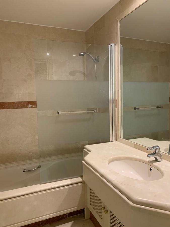 Beachside In Apartament