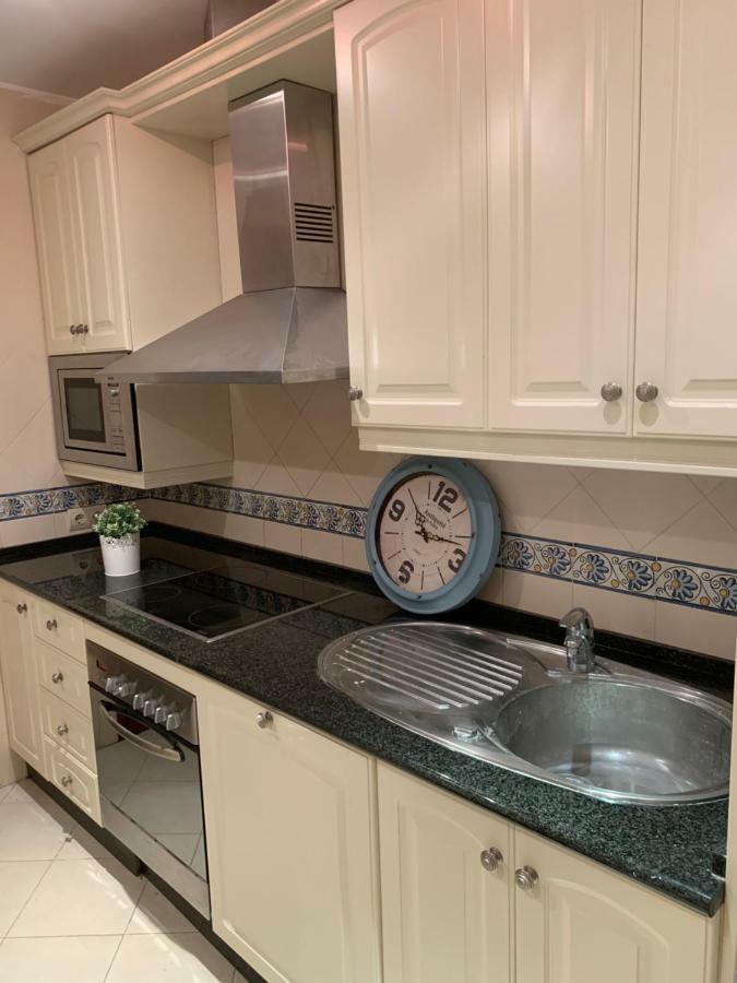 Beachside In Apartament Marbella